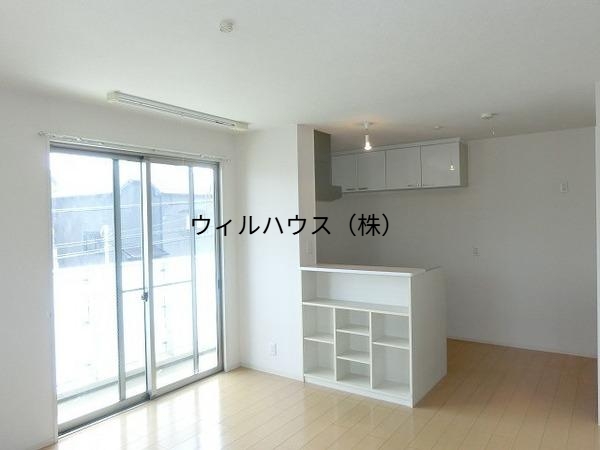 居室・リビング　人気のカウンターキッチン！