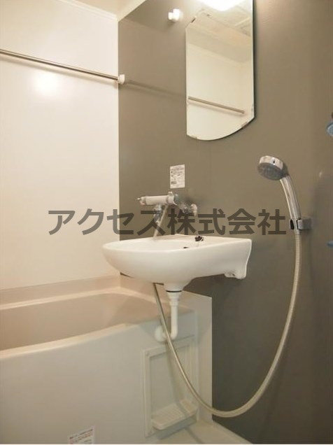 バス・シャワールーム　日々の疲れを癒すお風呂付です