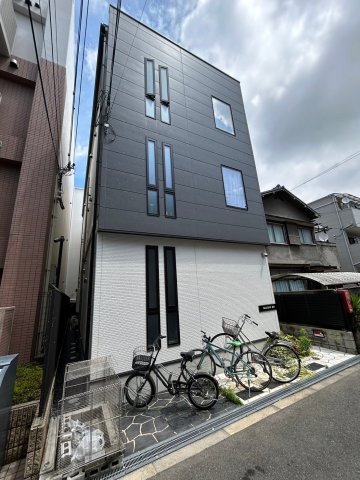 建物外観　外観は落ち着いています
