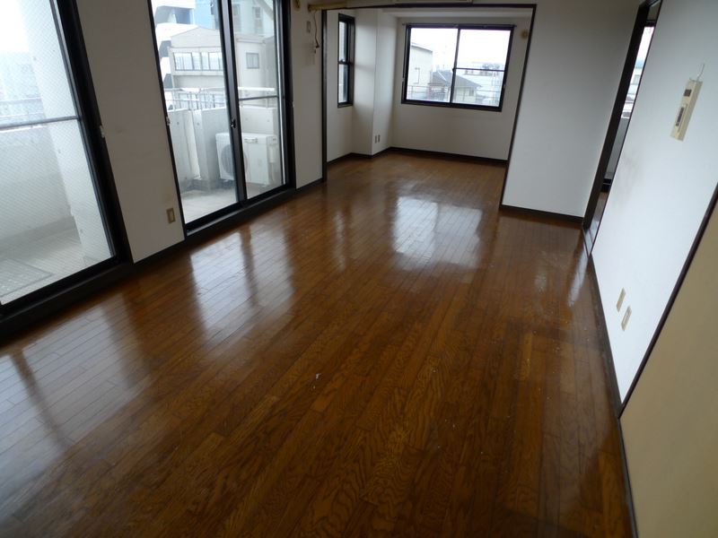 居室・リビング　広々リビングです！