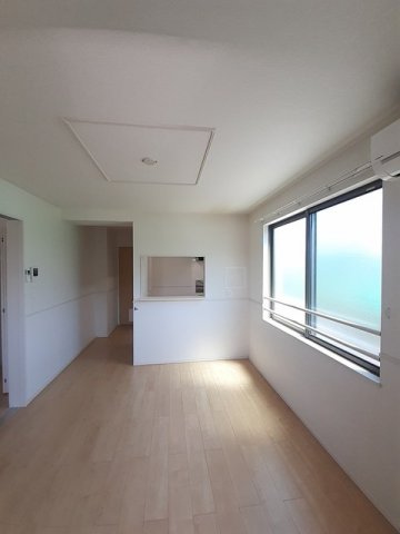 居室・リビング　使いやすい居間です