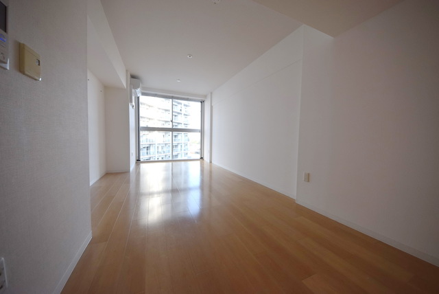 居室・リビング　別タイプ部屋　参考写真です