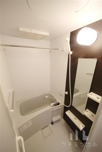 バス・シャワールーム　浴室