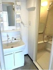 洗面設備　同マンション別部屋参考