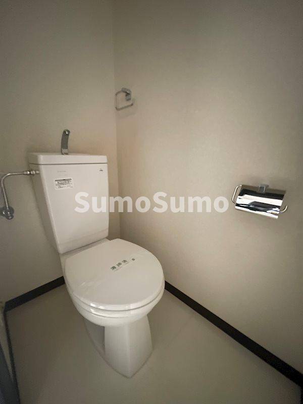 トイレ　清潔感のあるトイレです