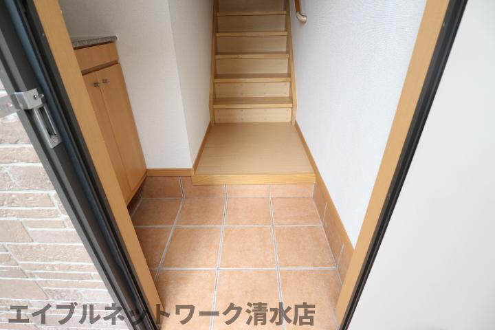 玄関　同物件同タイプ