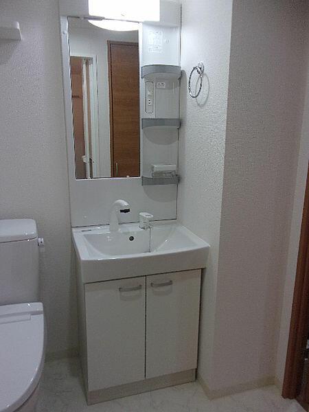洗面設備　※ほかのお部屋の写真?