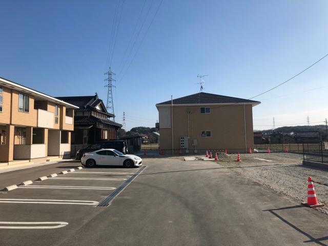駐車場　駐車場