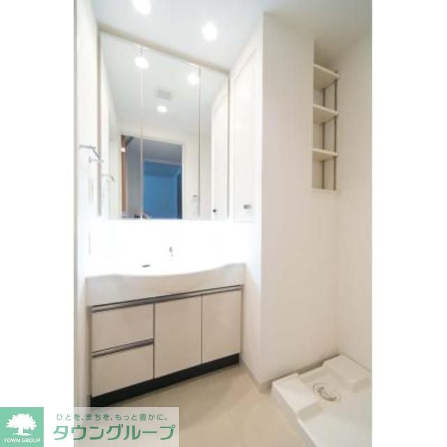 洗面設備　※写真は同タイプ住戸です。