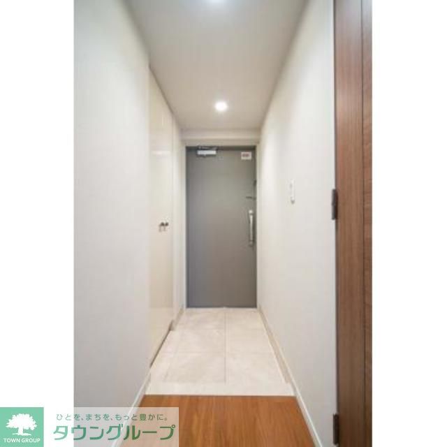 玄関　※写真は同タイプ住戸です。