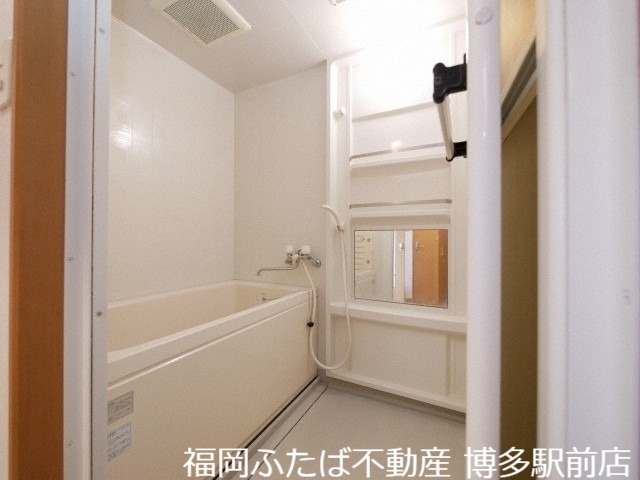 MAISON博多駅南の風呂写真