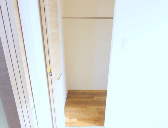 収納　ウォークインクローゼットです☆
