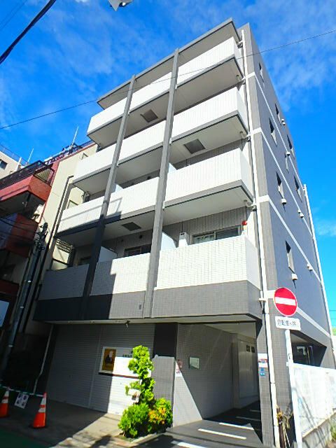 建物外観　外観は落ち着いています