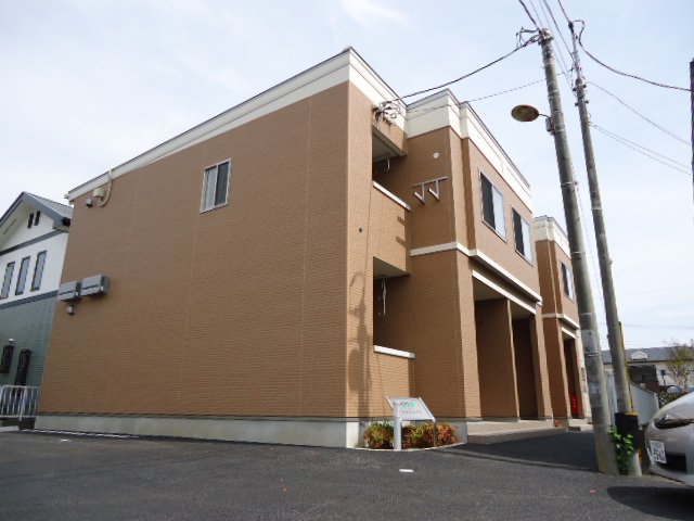 建物外観　落ち着いた雰囲気の外観です