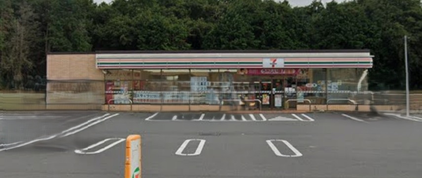 コンビニ　セブンイレブン つくば赤塚東店（コンビニ）まで613m