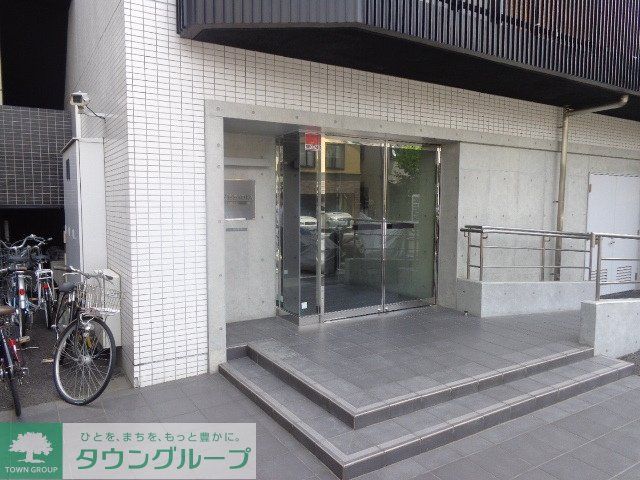 エントランス　エントランス