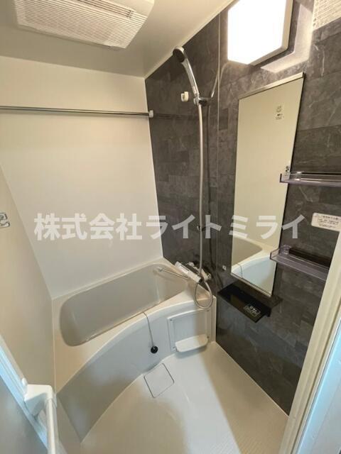 バス・シャワールーム　?