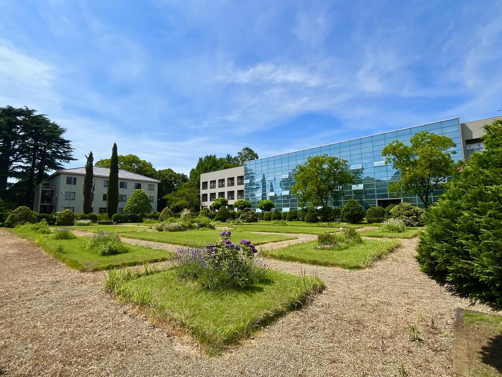 大学・短大　国立千葉大学園芸学部（大学・短大）まで1080m
