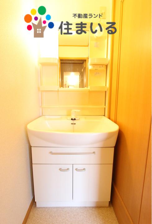 洗面設備　※写真は同型タイプとなります