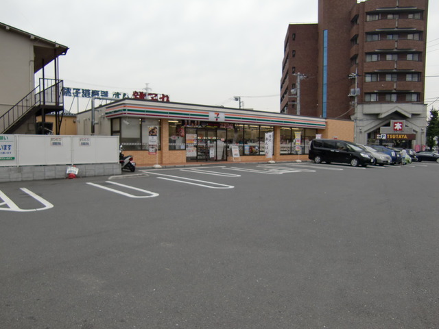 コンビニ　セブンイレブン八王子高倉町店（コンビニ）まで290m