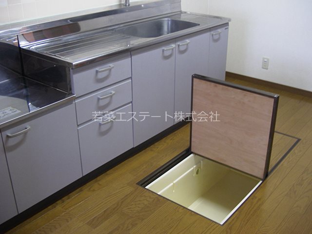キッチン　シングルレバーで簡単温度調節