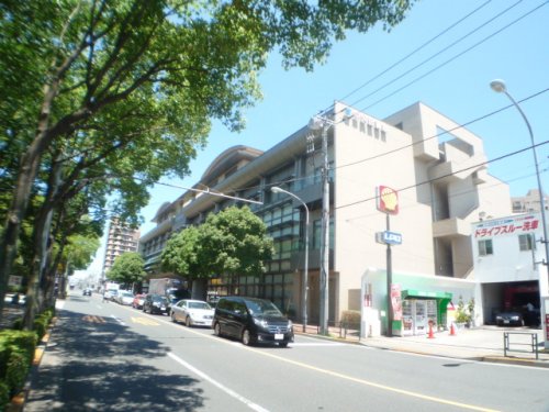 図書館　江戸川区立中央図書館（図書館）まで313m