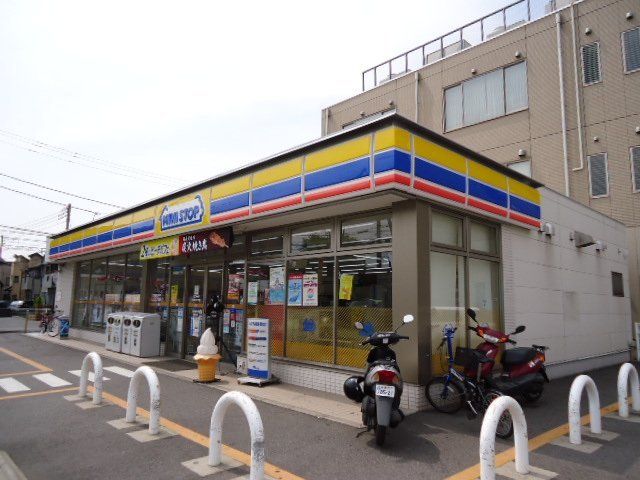 コンビニ　ミニストップ（コンビニ）まで110m
