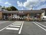 コンビニ　セブン-イレブン 世田谷経堂本町通り店（コンビニ）まで221m