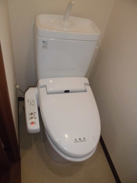 トイレ　ウォシュレット