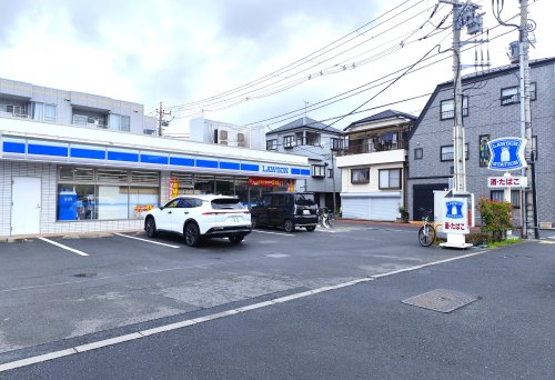 コンビニ　ローソン 鹿骨五丁目店（コンビニ）まで366m