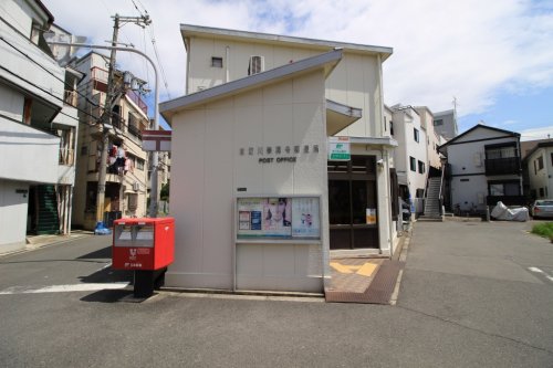 郵便局　東淀川崇禅寺郵便局（郵便局）まで474m