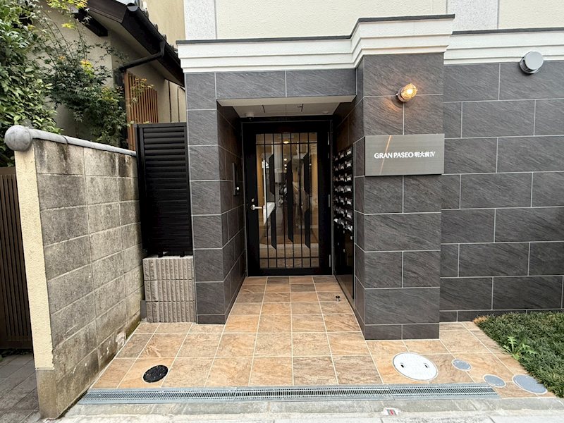 京王線 明大前駅 徒歩10分 4階建 築1年の外観写真