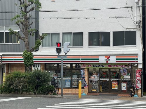 コンビニ　セブンイレブン 大阪市岡1丁目店（コンビニ）まで291m