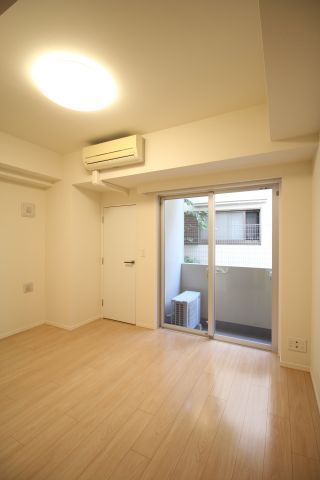 居室・リビング　（別タイプ参考写真）コンシェリア文京根津　文京区根津2