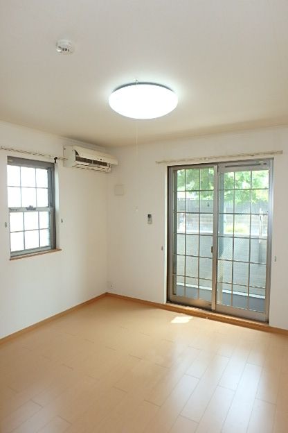 アルドールの居間写真