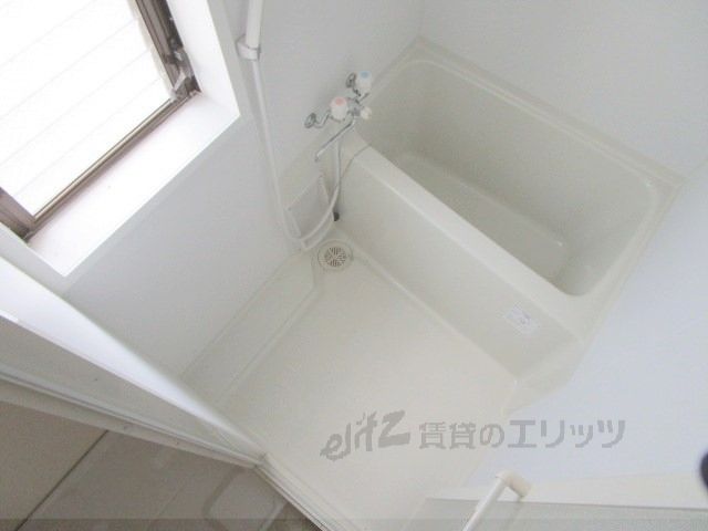 バス・シャワールーム　風呂