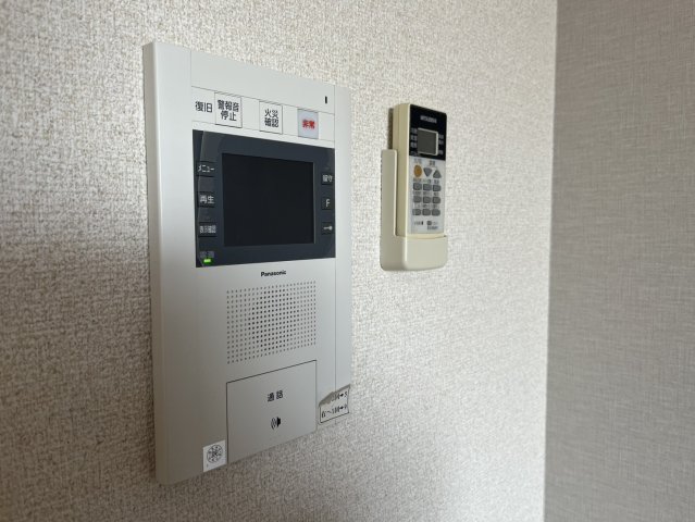 セキュリティ　同物件別部屋写真