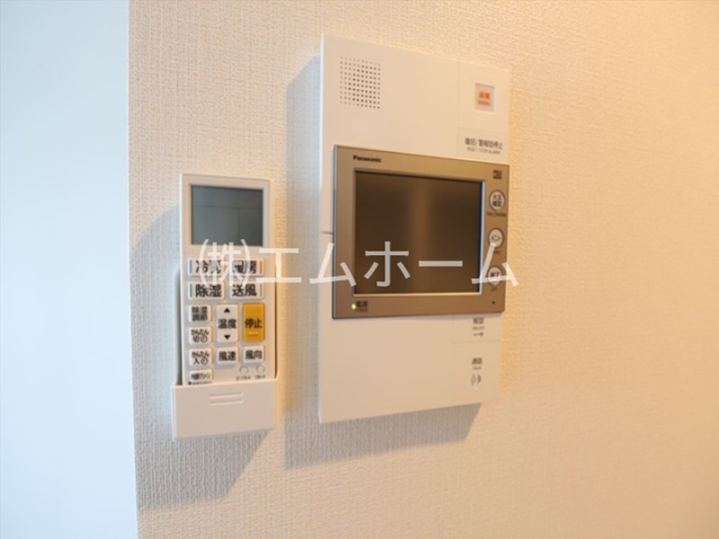 セキュリティ　モニター付インターホン
