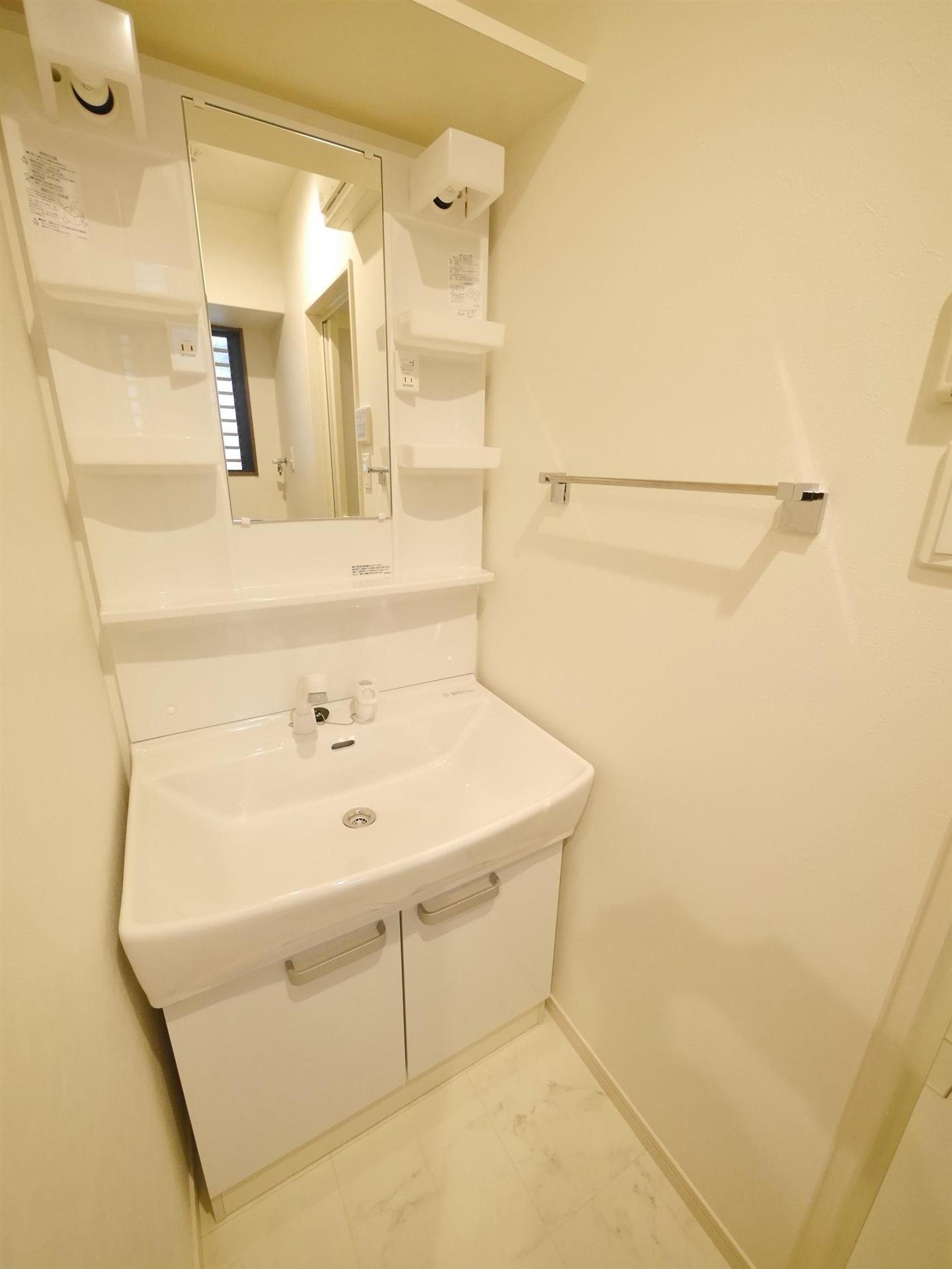 THE SQUARE Club Residenceの内装写真