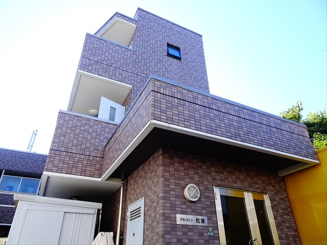 京王線 明大前駅 徒歩4分 築26年