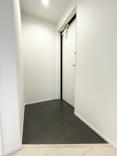 クラスティーネ中村町の玄関写真