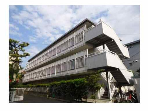 建物外観　きれいな外観です　・ネット使用料無料
