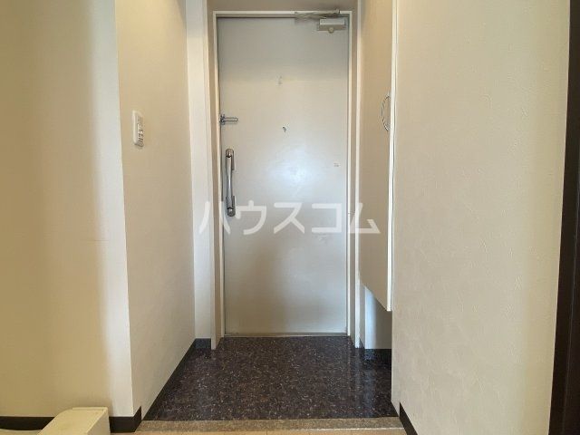 エンドレスタワーの玄関写真
