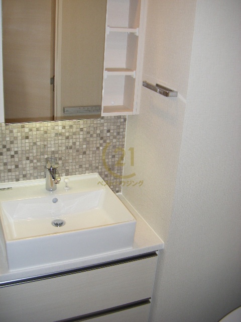 洗面設備　★収納豊富です★