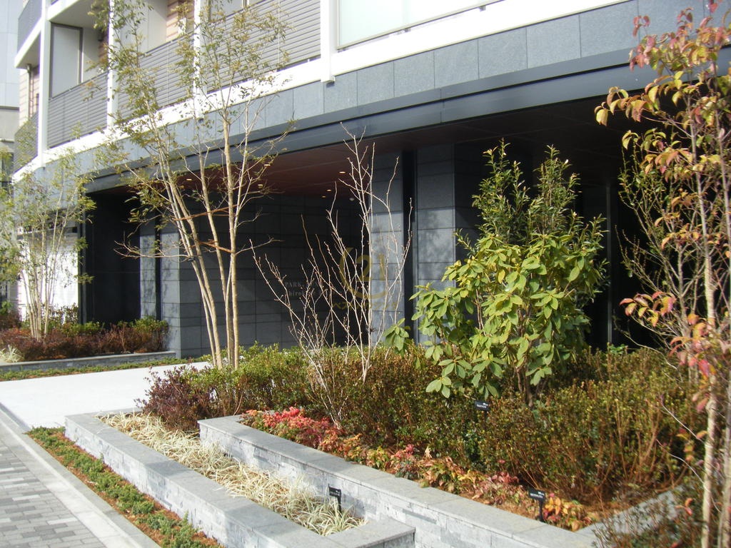 エントランス　★緑溢れるエントランス★