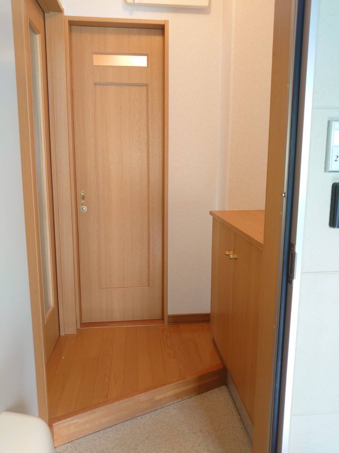 玄関　シューズボックス付き