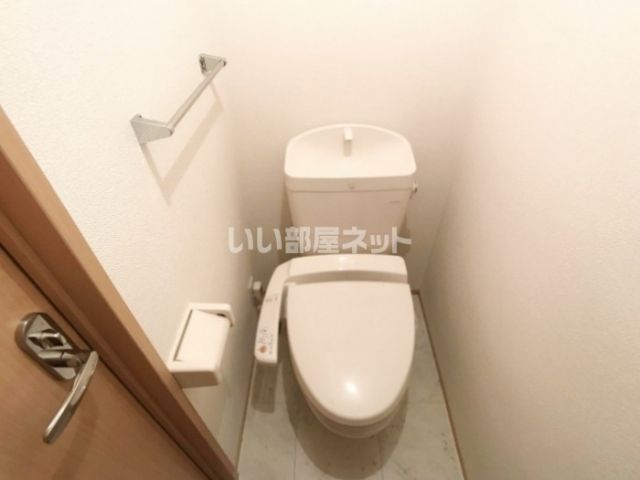 【フローラＭ　IIのトイレ】