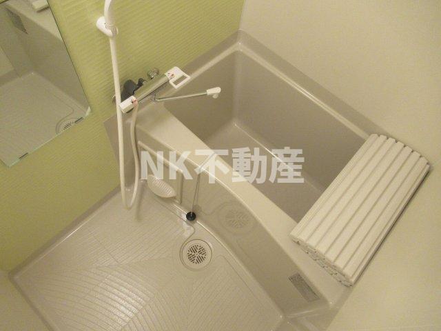 バス・シャワールーム　日々の疲れを癒すお風呂付です