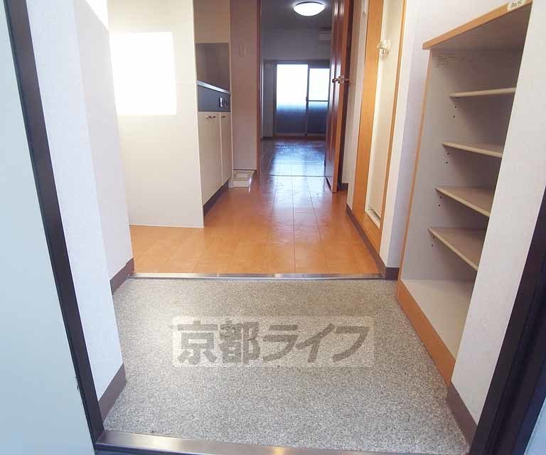 フローライト西院の内装写真