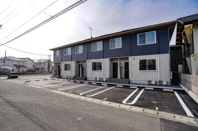 岡山県岡山市中区今在家の賃貸アパートの外観